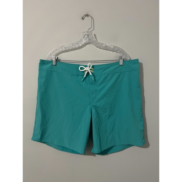 Chubbies Board Shorts Men's 38 Green Print Swim Trunks Drawstring - Picture 3 of 15